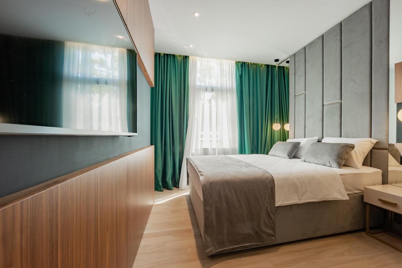 Caldo Luxury Rooms Split Exterior photo
